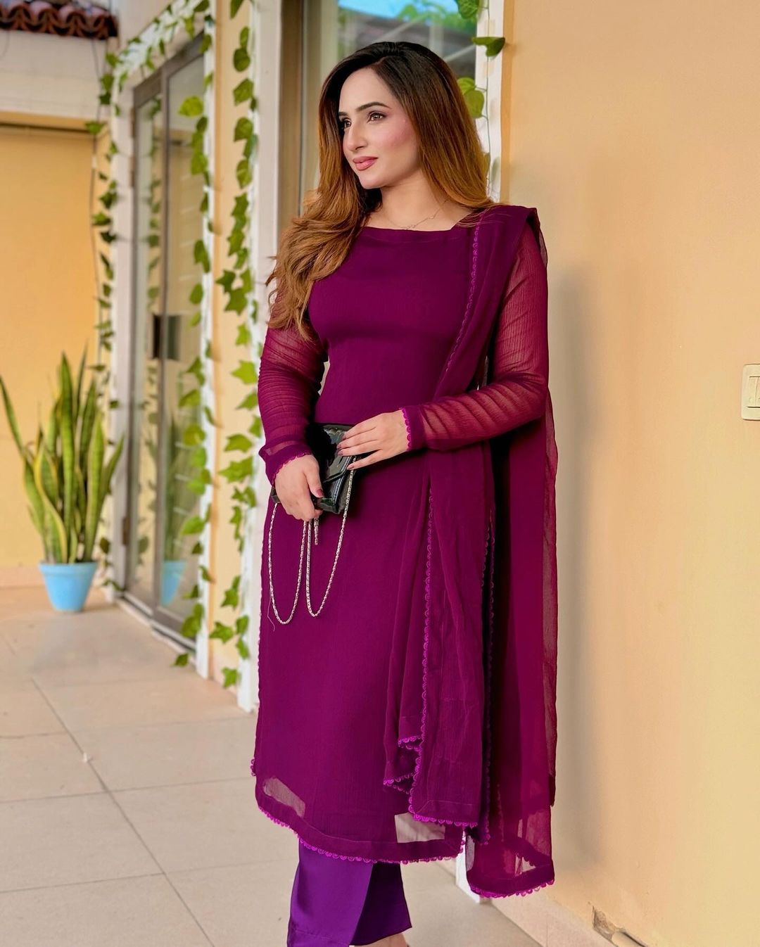 Inaya Khan
